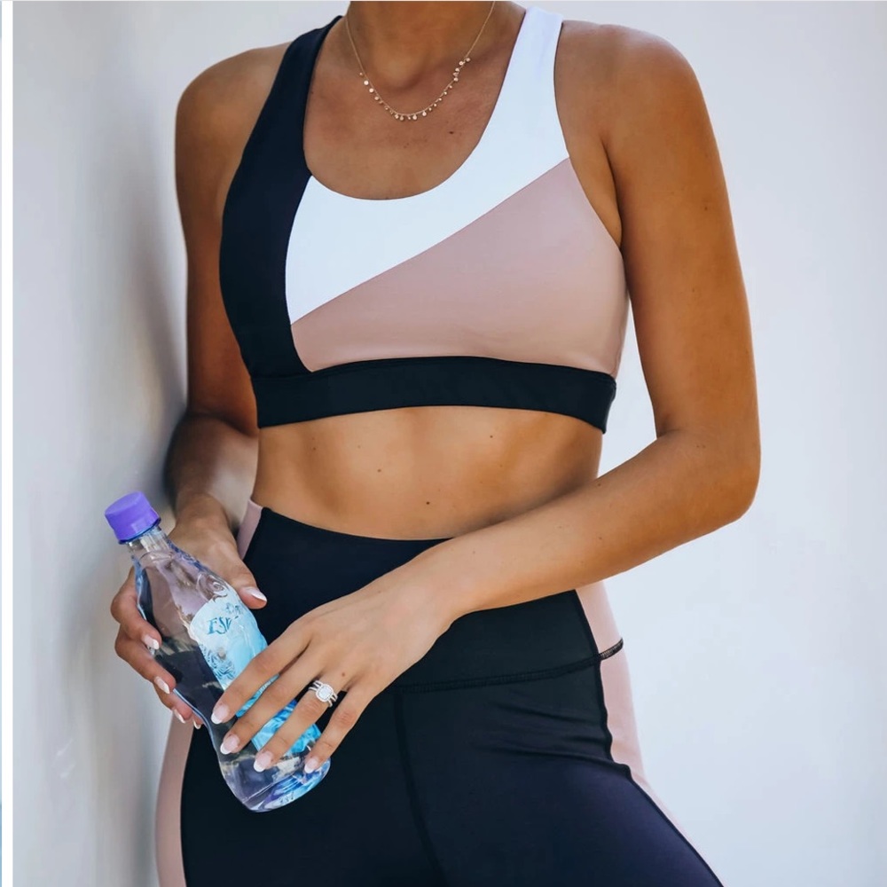 Allfenix Colorblock Sports Bra